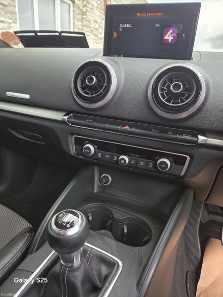 Audi A3 2019 385557274