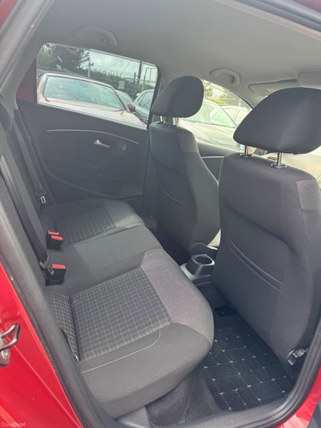 Volkswagen Polo Automatic 385580786