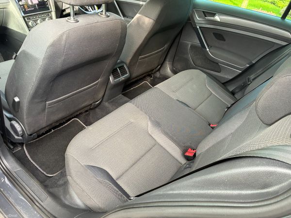 201 VOLKSWAGEN GOLF *DEPOSIT TAKEN* 385513102