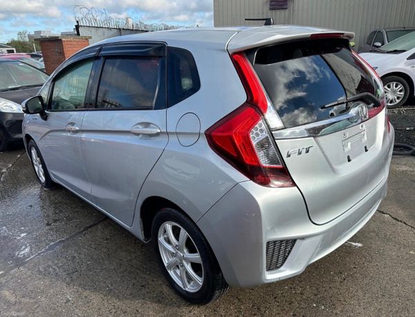 2015 Honda Fit, 5 of 13