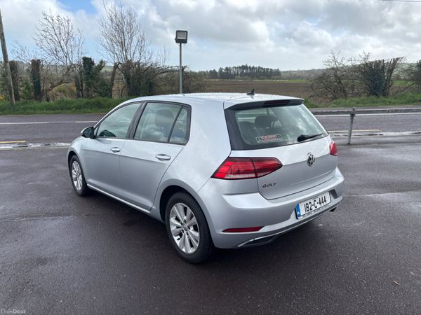 Volkswagen Golf 2018 1.6 TDI Comfortline 385518092