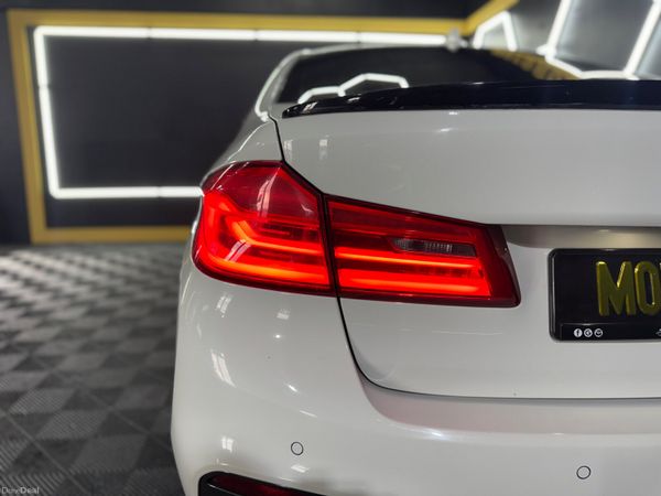 ◼️2017 BMW 530e M-SPORT◼️ 385518126
