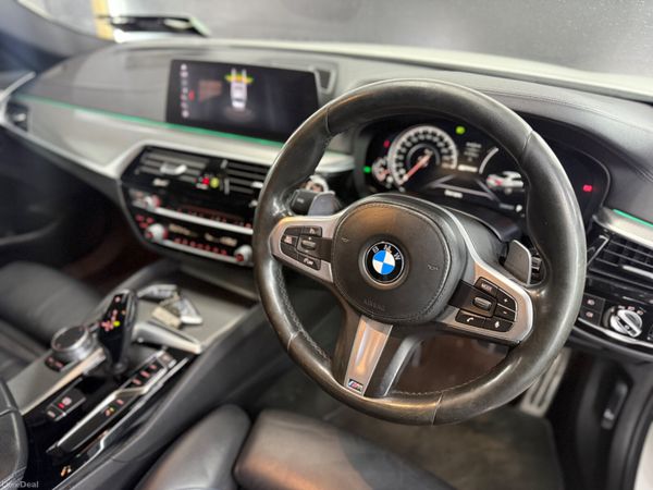 ◼️2017 BMW 530e M-SPORT◼️ 385518138