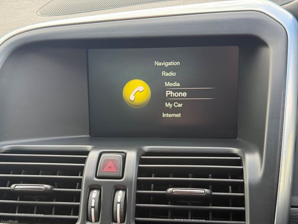 Immaculate Low Kms 171 Volvo XC60 R-Design! 385528216