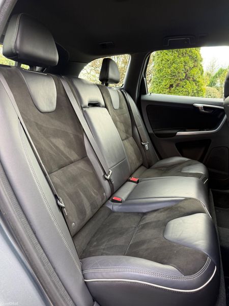 Immaculate Low Kms 171 Volvo XC60 R-Design! 385528218