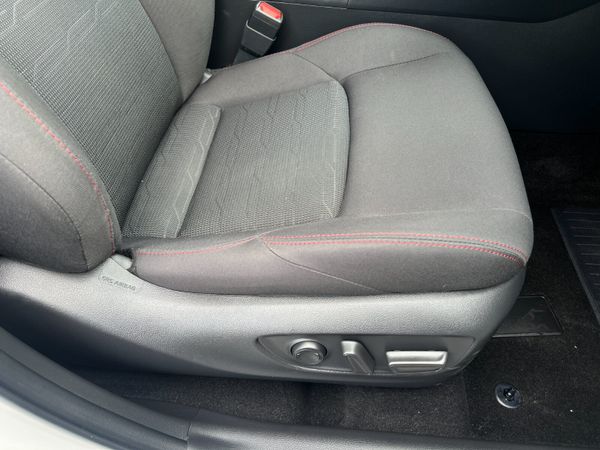 2024 (242) Toyota Rav 4 Design 1.5 PHEV Auto 4WD 385538178