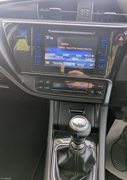 TOYOTA AURIS D4D LUNA/ REVERSE CAMERA 385645340