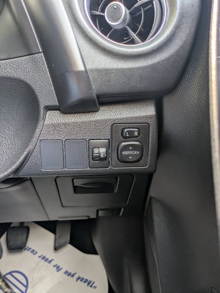 TOYOTA AURIS D4D LUNA/ REVERSE CAMERA 385645342