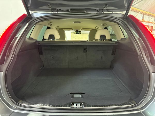 2016 Volvo XC60 D4 2.0 190 Bhp 385653148