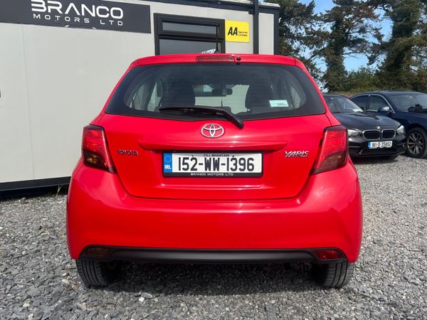 Toyota Yaris 1.0 Terra 2015 385674342