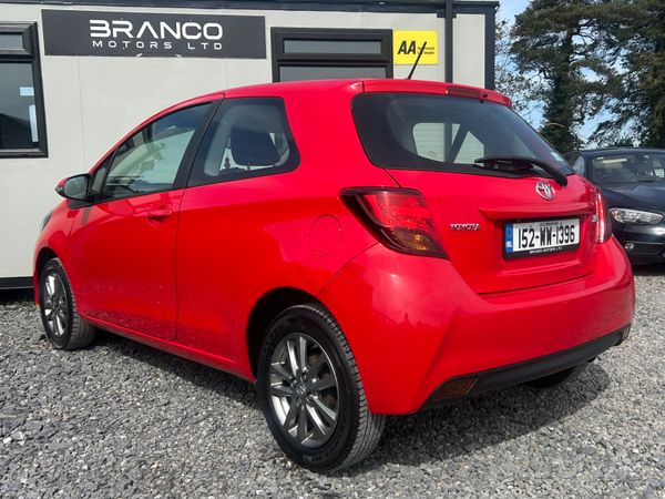 Toyota Yaris 1.0 Terra 2015 385674344