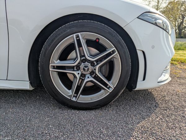 Mercedes-Benz Amg Line A-Class 2018/ Auto/ New NCT 385680136