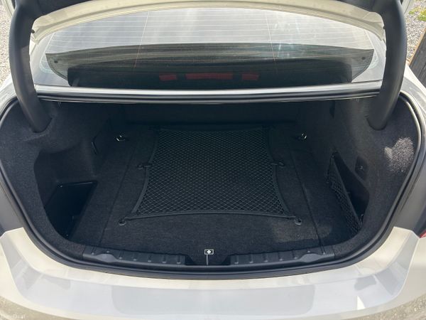 BMW 330e Hybrid Sport (Excellent Condition) 385680474