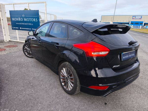 Ford Focus 2018 1.0 EcoBoost 125PS ST-Line 385603782