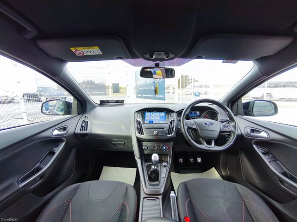 Ford Focus 2018 1.0 EcoBoost 125PS ST-Line 385603810