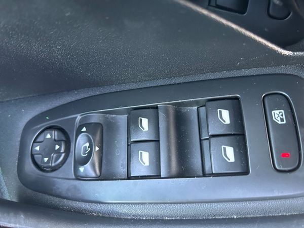 2016 Peugeot 2008 GT Line 385609408