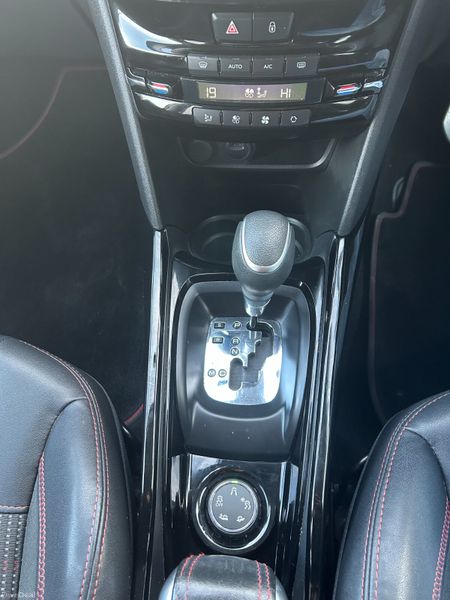 2016 Peugeot 2008 GT Line 385609416