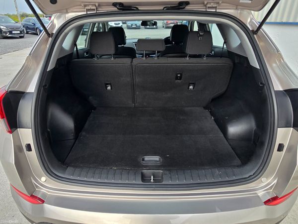 162* HYUNDAI TUCSON 1.7 CRDI SE NAV NICE SPEC 385614528
