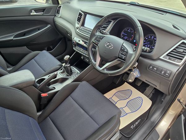 162* HYUNDAI TUCSON 1.7 CRDI SE NAV NICE SPEC 385614536