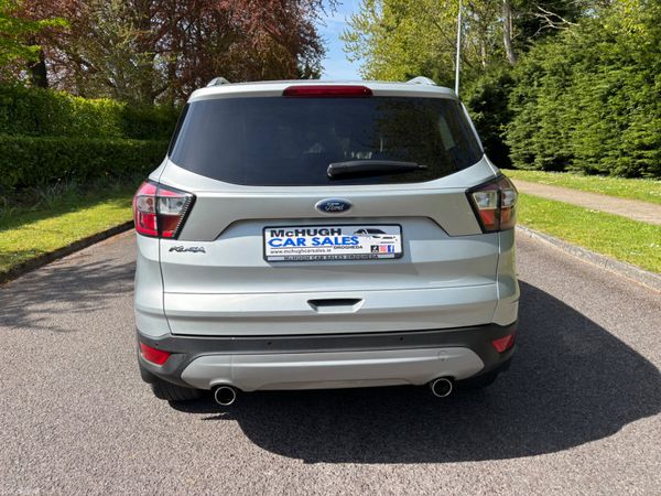Ford Kuga 2017 385744296