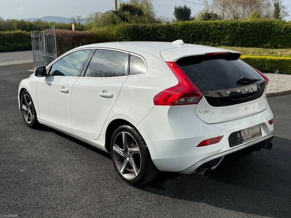 2014 Volvo V40 R-Design 385764082