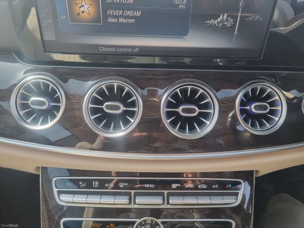 Mercedes-Benz E-Class 2018 385766114