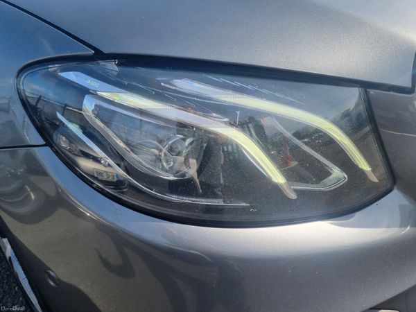 Mercedes-Benz E-Class 2018 385766124