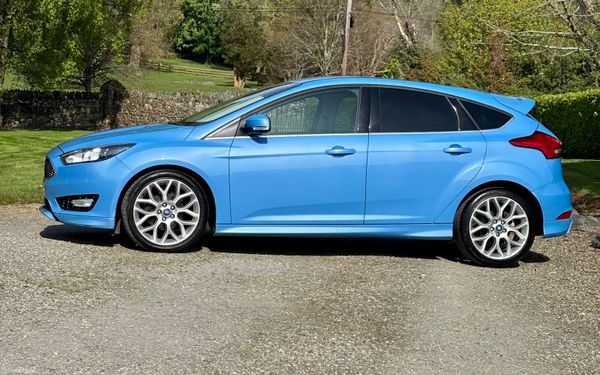 RESERVED Ford Focus 1.5 Diesel  *Nitrous Blue* 385768262