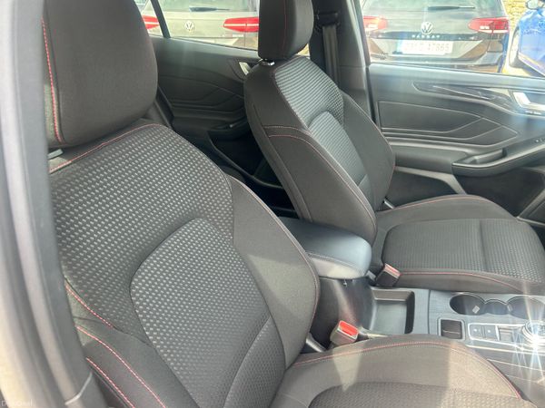 Ford Focus ST Line 385795008