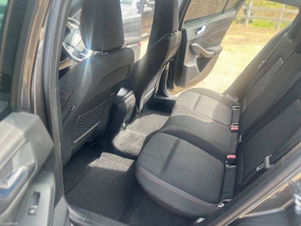 Ford Focus ST Line 385795010