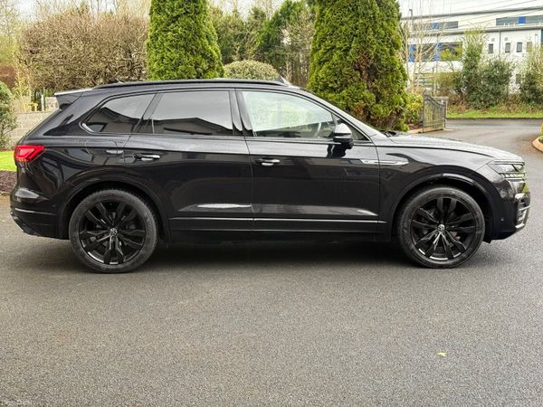 Now Reserved! 211 Volkswagen Touareg Black Ed! 385710758