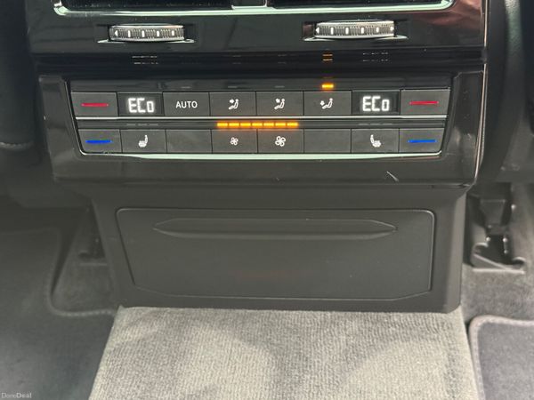 Now Reserved! 211 Volkswagen Touareg Black Ed! 385710764