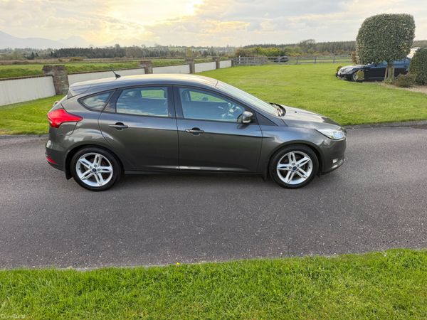 Ford Focus 1.5 TDCI 385712110