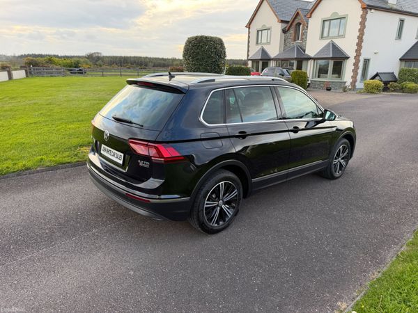 Volkswagen Tiguan 2.0 150 BHP 4 WD 385712392
