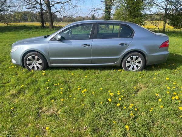 Skoda Superb 2012 Trade Sale 385734818