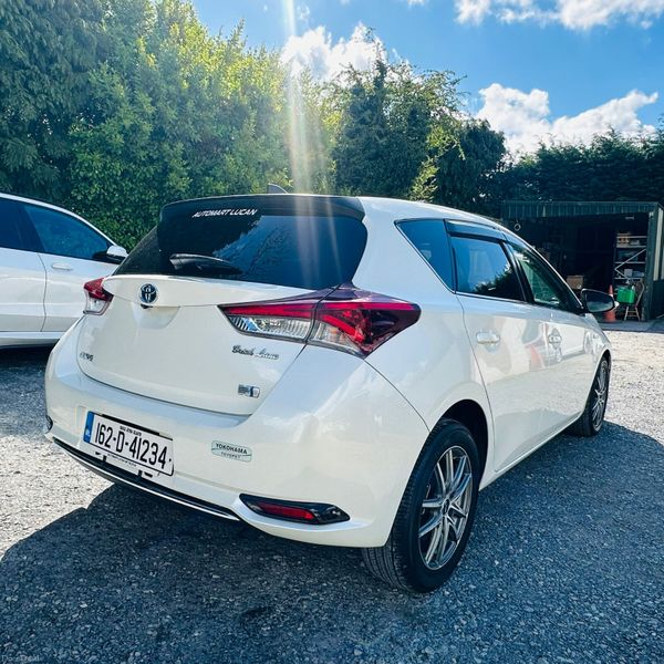 TOYOTA AURIS 2016 HYBRID 68000 KM ONLY 385737420