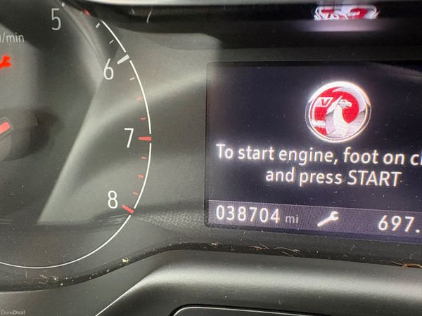Opel Crossland 385855412