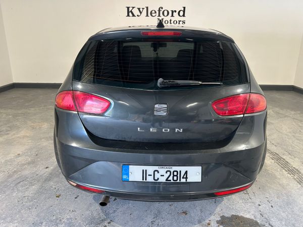 SEAT Leon 2011 385861564