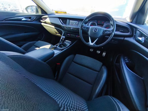 Opel Insignia 2019 1.6 (136PS) Turbo D ecoTEC SRi 385872238