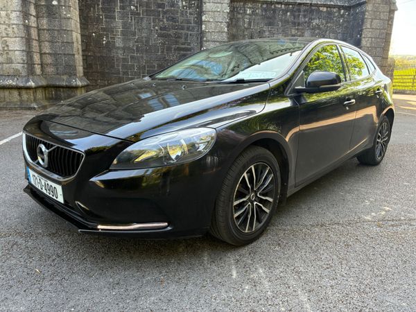 Volvo V40 2017 385876798