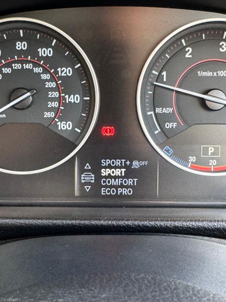 BMW 318 D 2017 SPORT AUTO MASSIVE SPEC 385814050