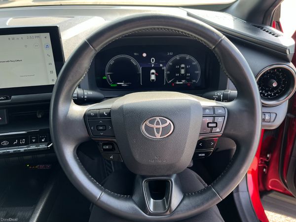 2024 (242) Toyota CH-R Design 1.8 CVT Hybrid 385831092