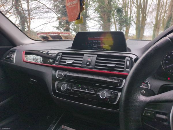 2018 BMW 218D 385948862