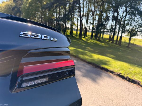 BMW 5-Series 2023 X Drive MSPORT 385990928