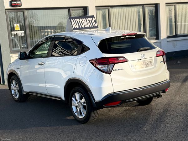 2017 Honda Vezel 1.5 Hybrid Automatic,CarPlay 385910306