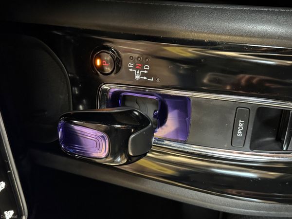 2017 Honda Vezel 1.5 Hybrid Automatic,CarPlay 385910320