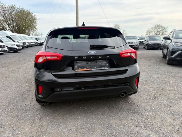 Ford Focus 385910622