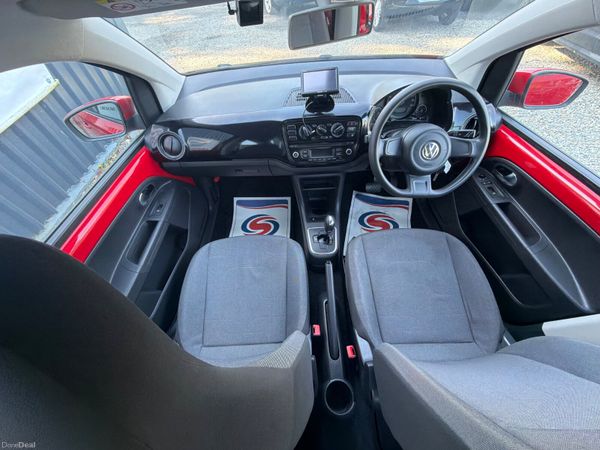 Volkswagen up! 2015 385912550