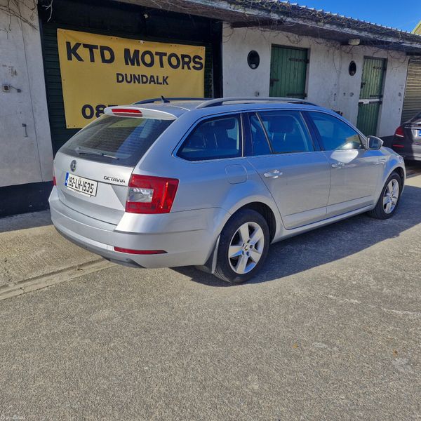 Skoda Octavia 2019 1.6d Estate 385912728