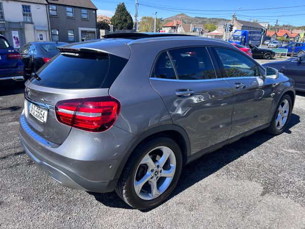 2019 MERCEDES GLA 220 PETROL PREMIUM 4 MATIC 4WD 385915580